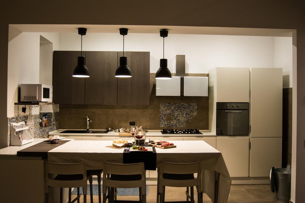 Home In City Palermo Ngoại thất bức ảnh